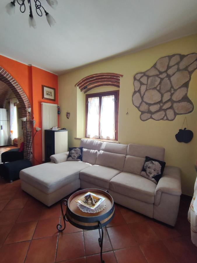 Da Barbara & Simone Apartman Collemezzano Kültér fotó